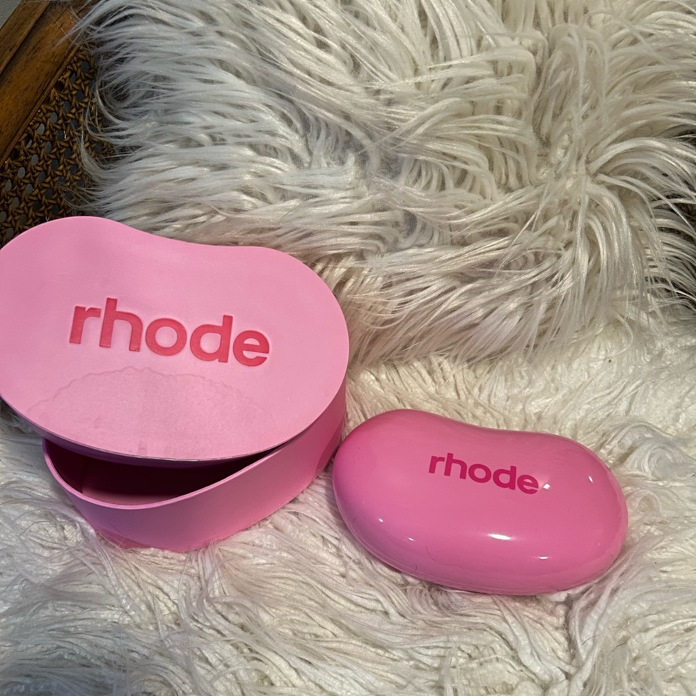 RHODE jelly bean pouch and box